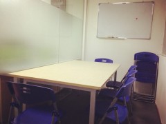 座谈会室